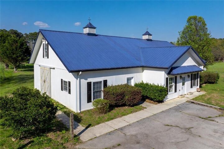 Property Photo: 3121 Centerville Rosebud Rd GA 30039