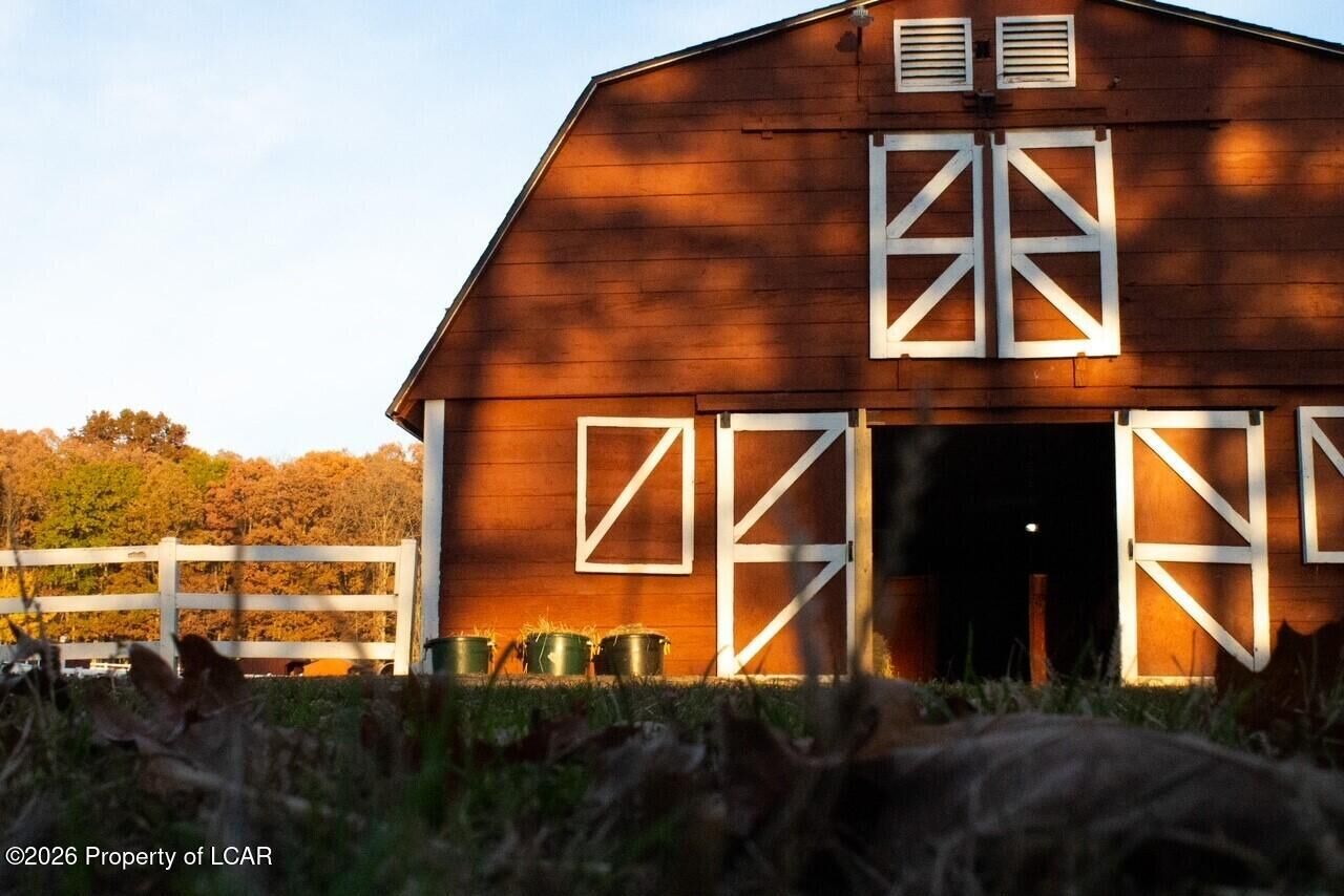 Property Photo:  302 Hf4 Canoe Birch  PA 18202 