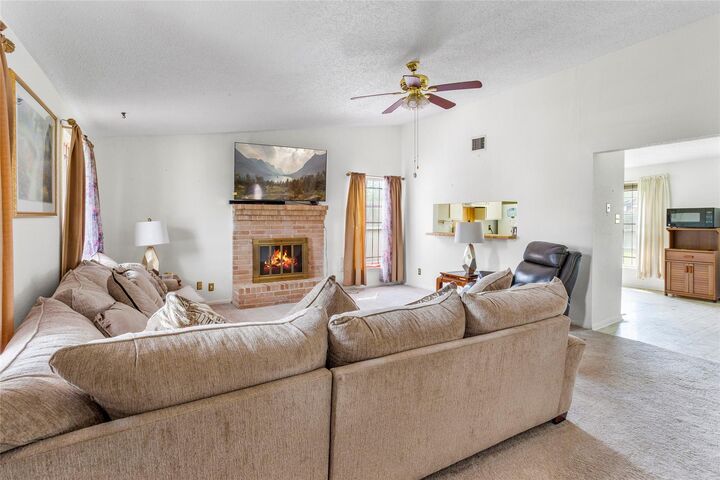 Property Photo: 7023 Maczali Drive TX 77489