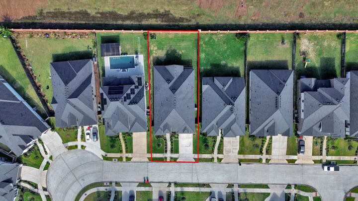 Property Photo:  10515 Harvest Oak Court  TX 77459 