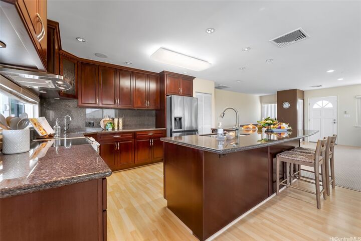 Property Photo: 4562 Malia Street HI 96821