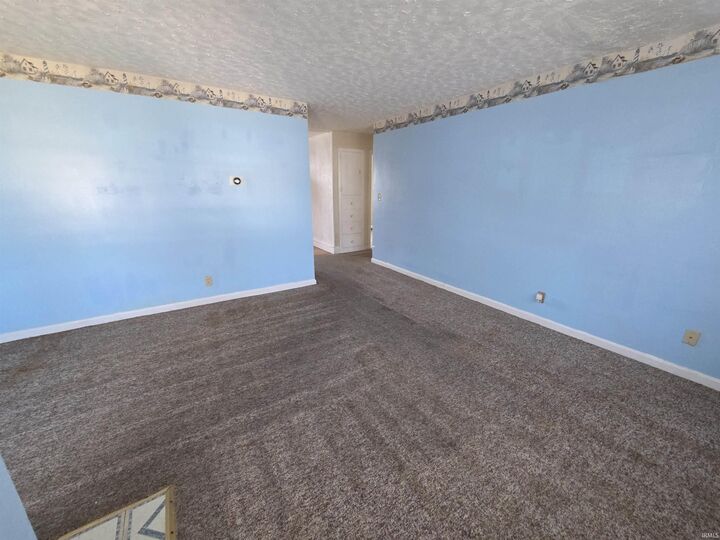 Property Photo: 2559 Sweetser Avenue IN 47714