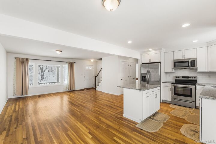 Property Photo:  3483 Overlook Avenue  NY 10598 