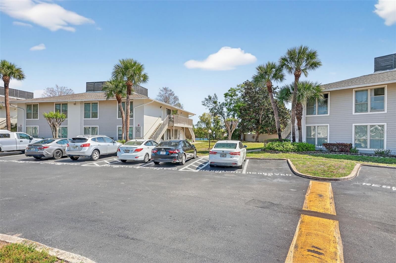Property Photo: 1935 Conway Road F6 FL 32812