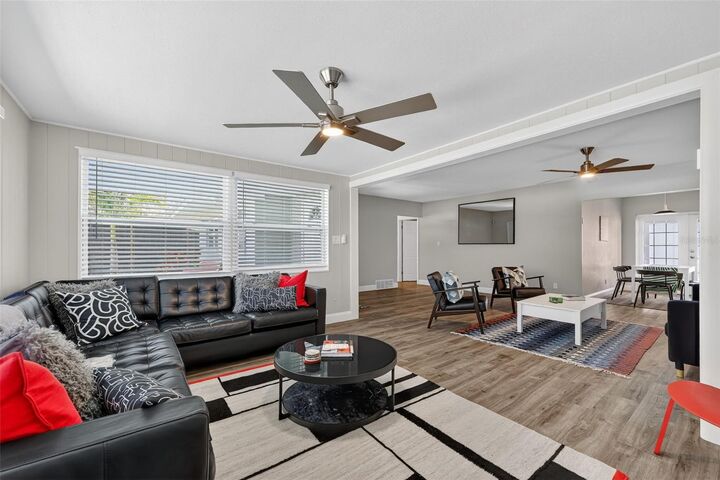 Property Photo:  2806 Upper Tangelo Drive  FL 34239 