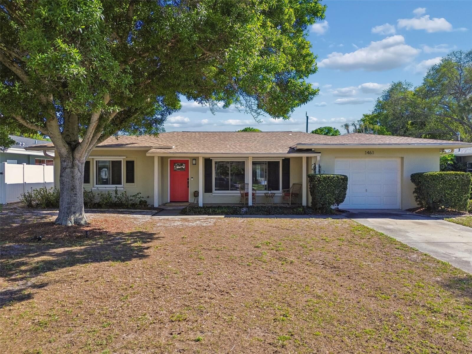 Property Photo:  1461 Satsuma Street  FL 33756 