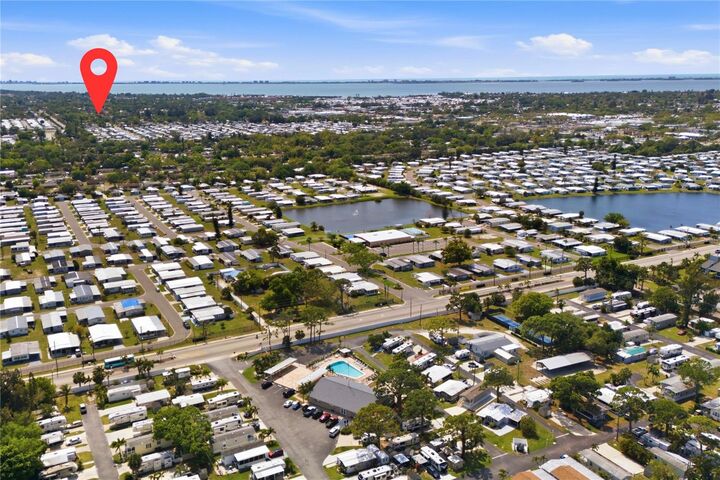 Property Photo:  508 63rd Avenue Drive W  FL 34207 