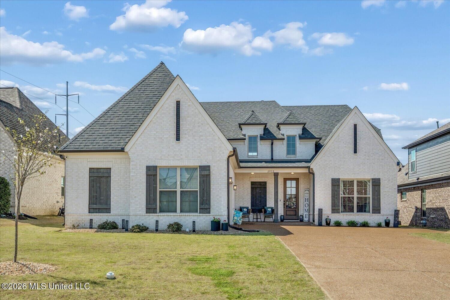 Property Photo:  2955 Layton Drive  MS 38651 