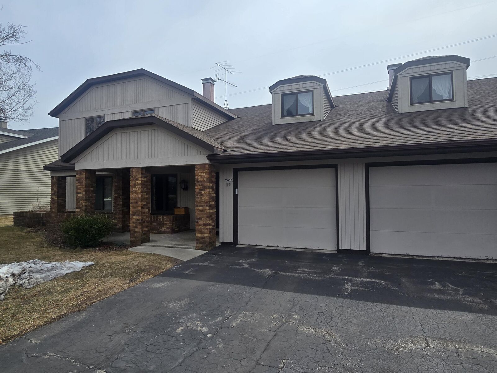 Property Photo: 2411 Cross Creek Dr C WI 53081