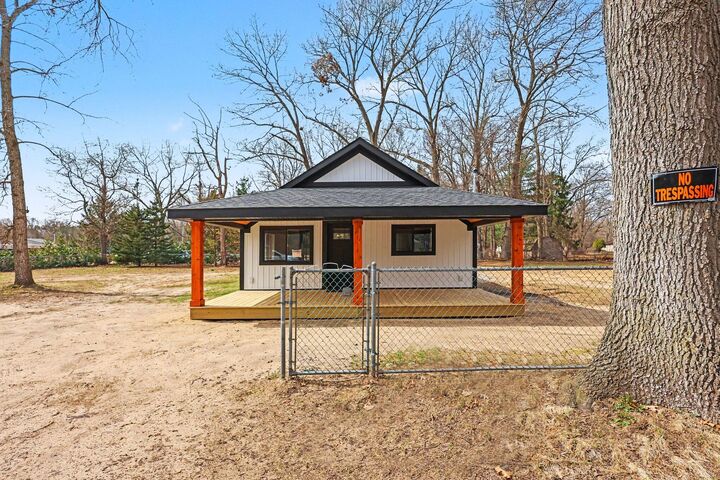 Property Photo:  908 Grove Street  MI 49450 