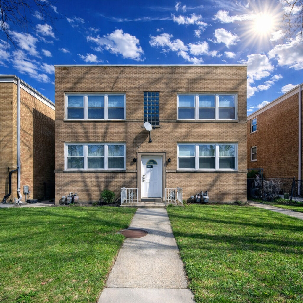 Property Photo:  4848 Hull Street 1E  IL 60077 