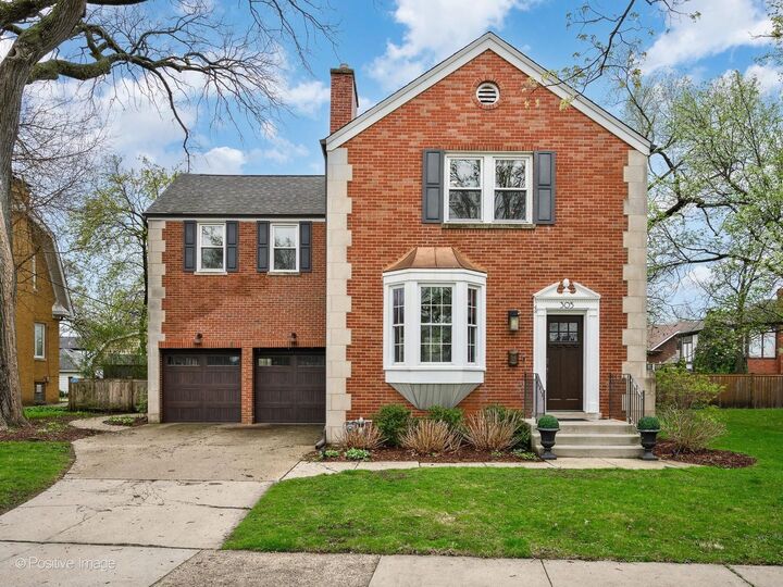 Property Photo:  305 Maplewood Road  IL 60546 