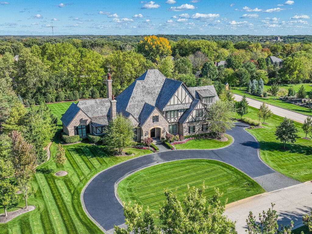 Property Photo:  36W400 Hunters Gate Road  IL 60175 