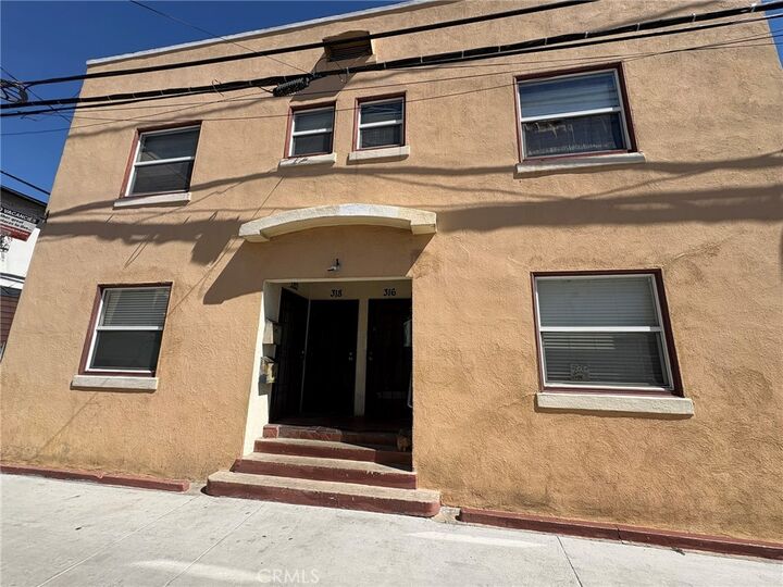 Property Photo: 617 West 3rd Street CA 90802