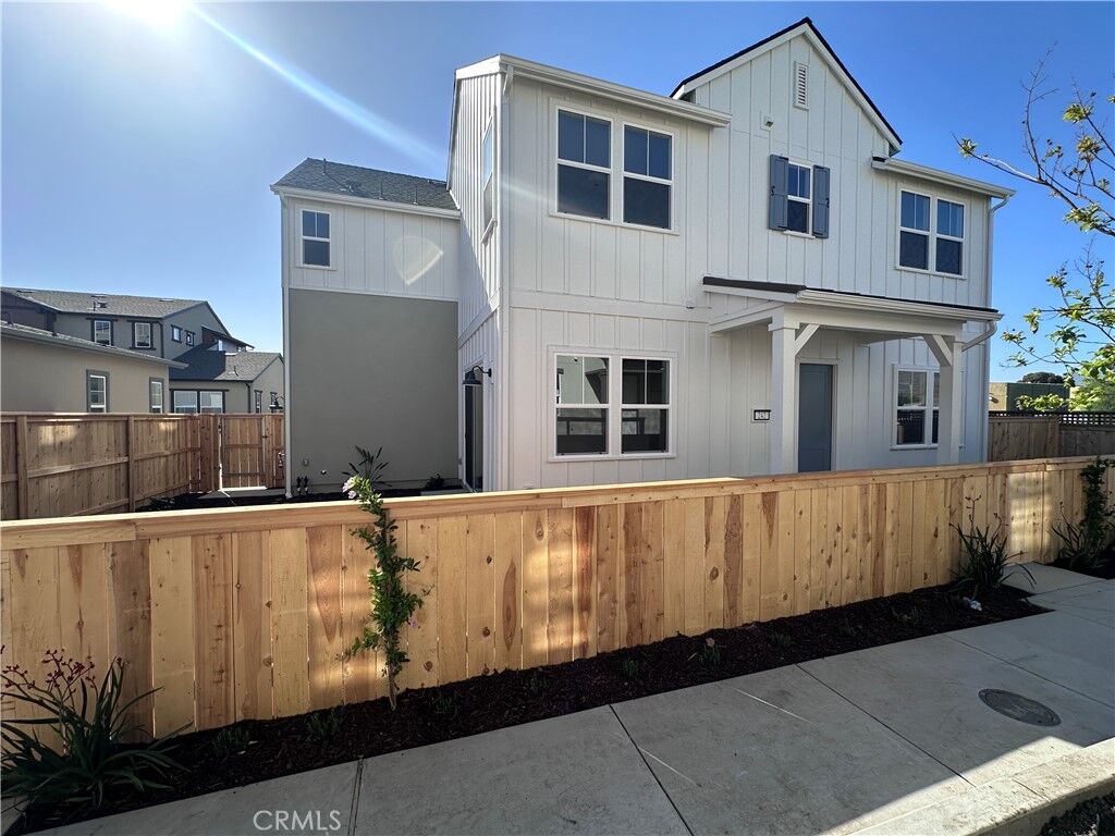 Property Photo:  252 Memphis Belle Way Court  CA 93401 