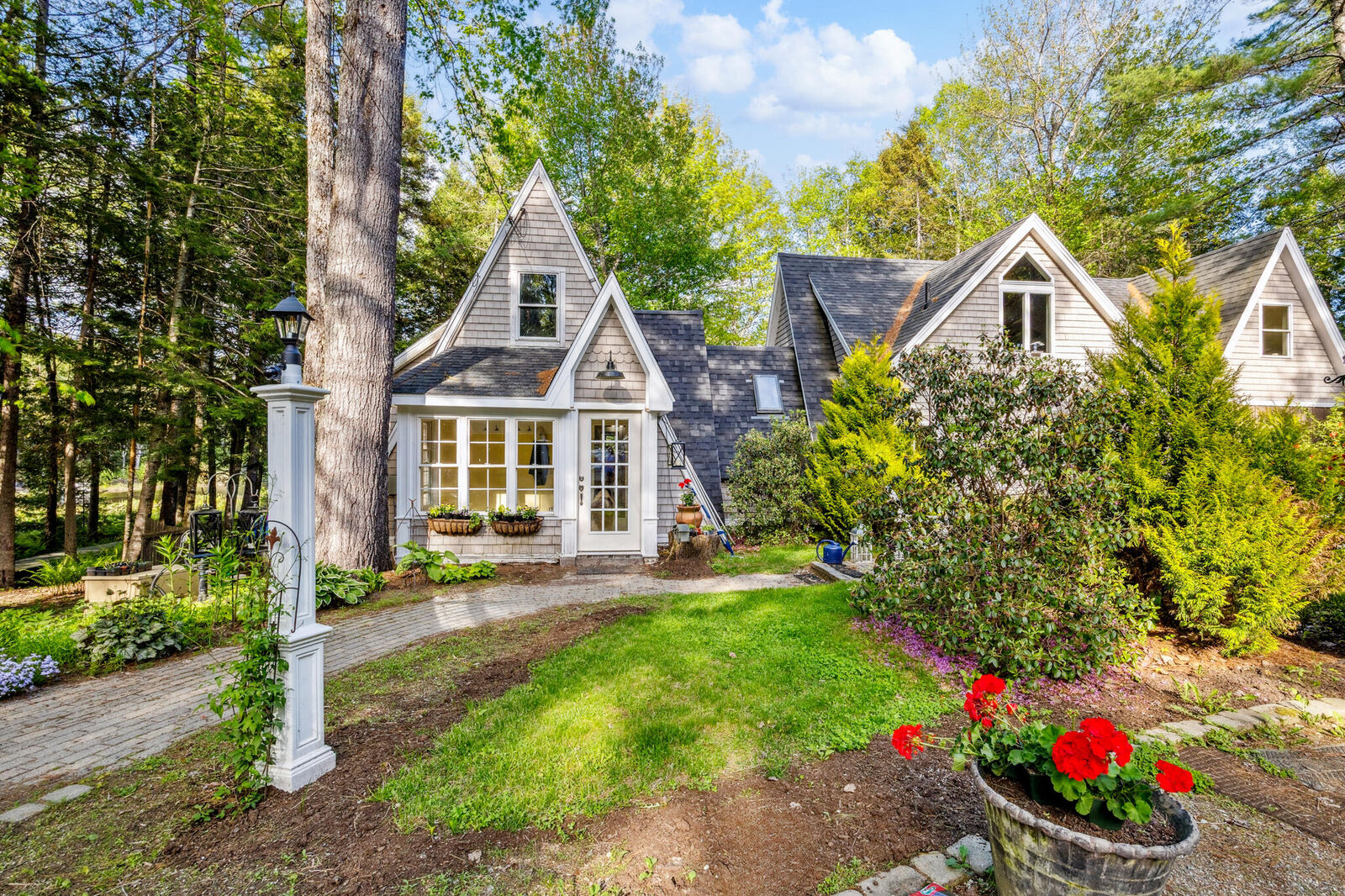 Property Photo:  95 Silsby Road  ME 04605 