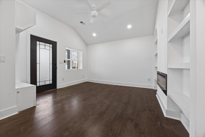 Property Photo: 2707 Morena St TN 37208