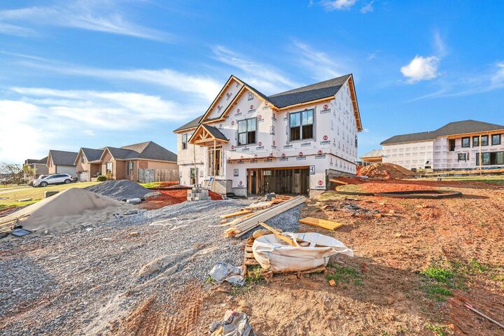 Property Photo: 255 Bellshire Dr TN 37043