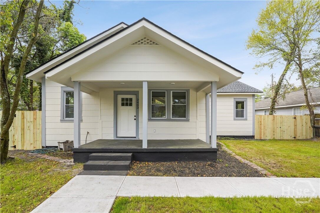 Property Photo:  2403 Mississippi Avenue  GA 31404 