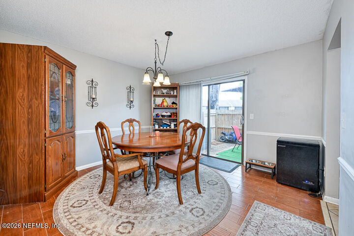 Property Photo: 1101 Kettering Way FL 32073
