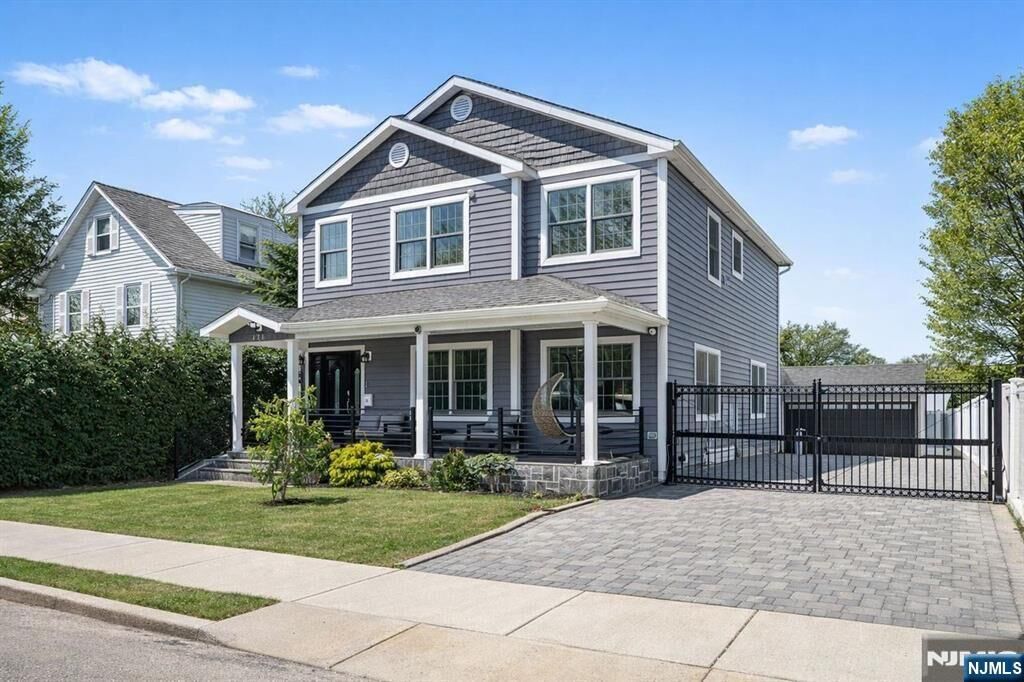 Property Photo:  171 Pleasant Avenue  NJ 07631 