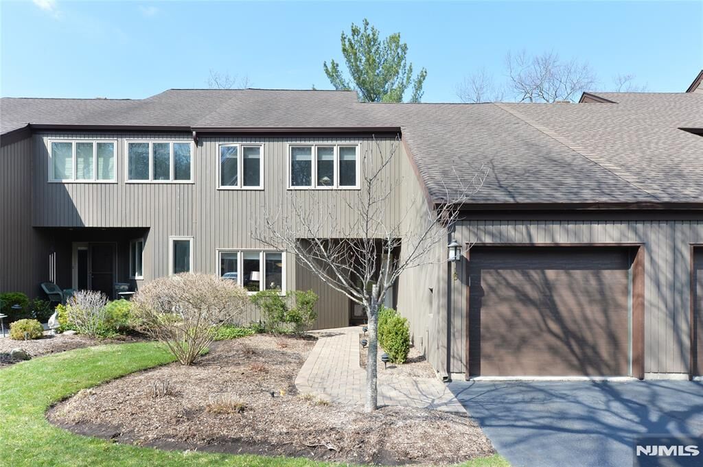 Property Photo:  6 Romopock Court 6  NJ 07430 