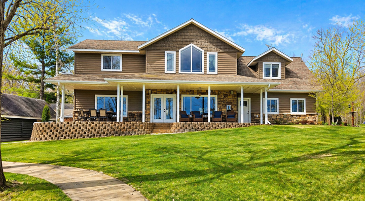Property Photo:  33332 Lone Pine Drive  MN 56438 