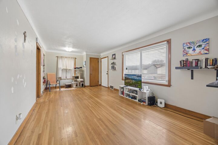 Property Photo: 1532 Westminster Street MN 55130