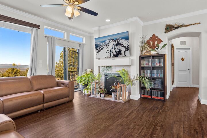 Property Photo:  5172 SE Oswego Road  OR 97754 