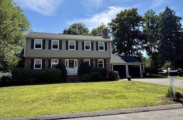 Property Photo:  51 Wildwood Ln  MA 02451 