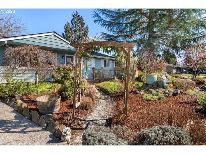 Property Photo:  7905 NE 125th Ave  WA 98682 