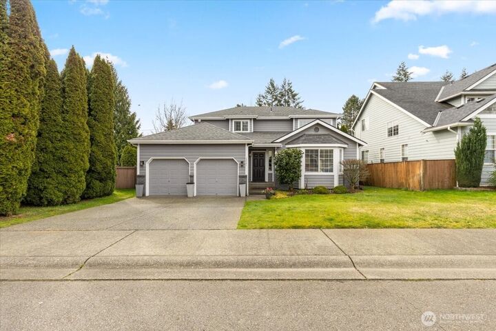 Property Photo: 13721 SE 255th Place WA 98042