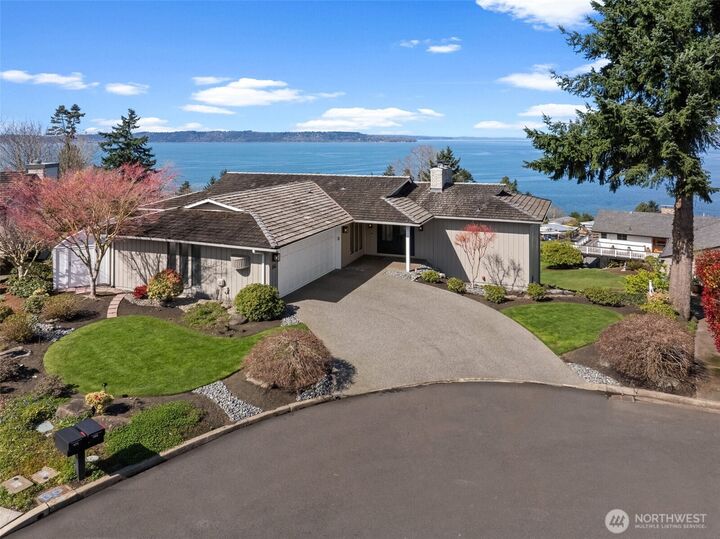 Property Photo:  165 S 293rd Street  WA 98003 