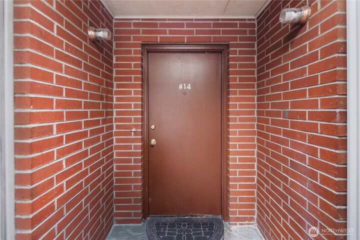 Property Photo: 748 S Cloverdale Street 14 WA 98108
