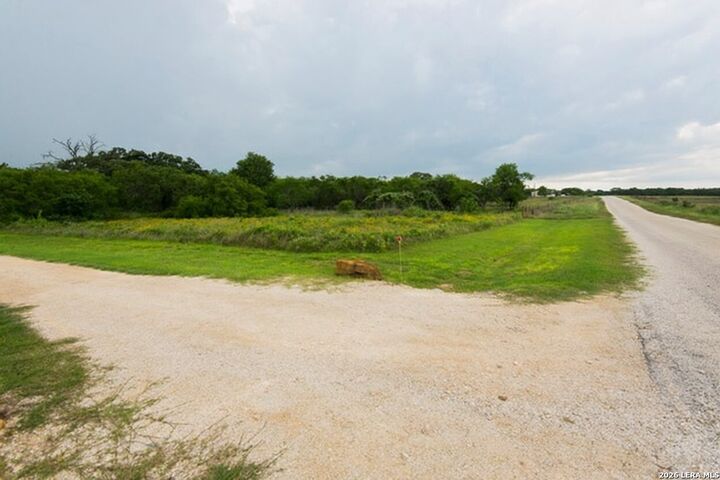 Property Photo:  510 Boyd  TX 78155 