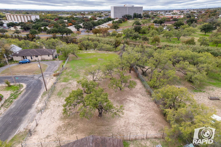 Property Photo: 23 S Poe Street TX 76903