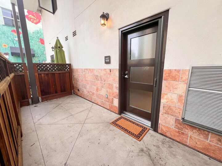 Property Photo:  925 The Alameda 105  CA 95126 