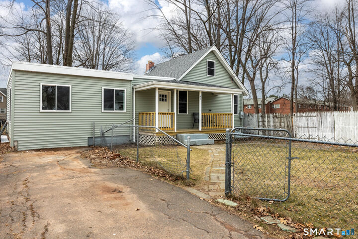 Property Photo:  45 Hanmer Street  CT 06108 