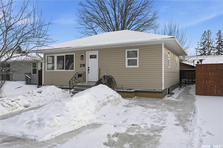 Property Photo: 218 Ash Street E SK S7J 0K1