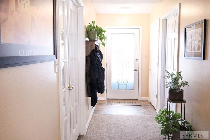 Property Photo: 1915 Amanda Court ID 83402