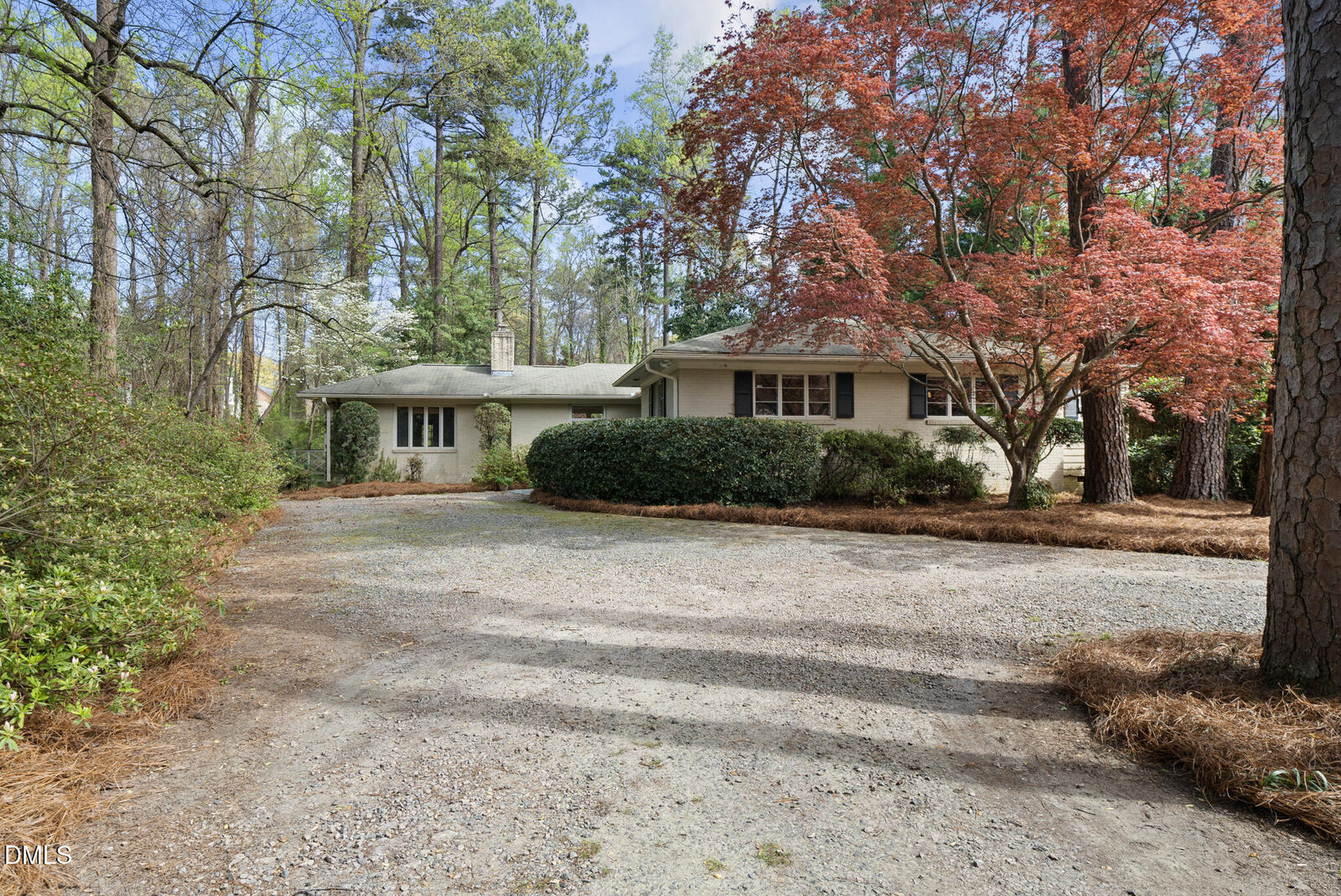 Property Photo: 2908 Fairview Road NC 27608