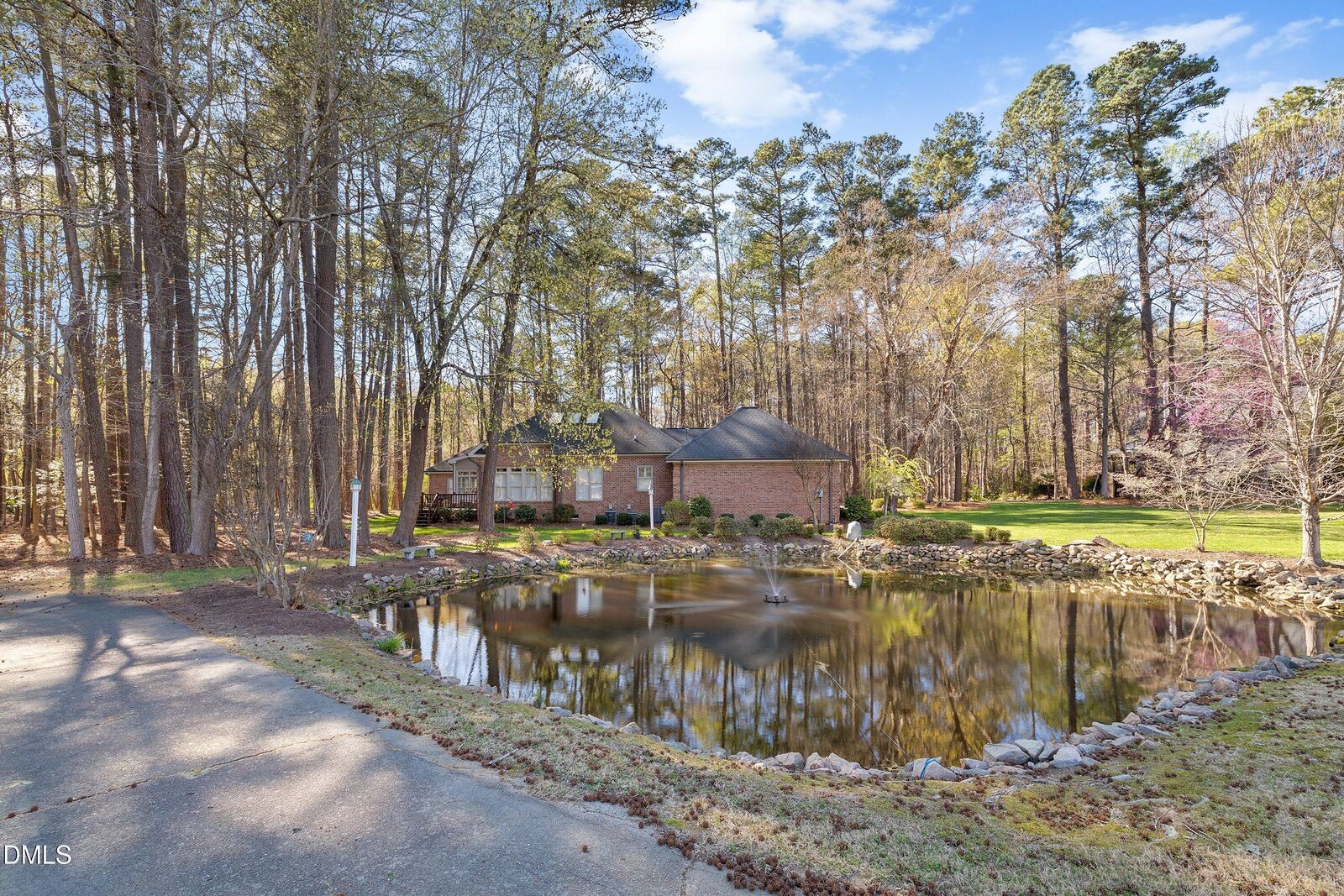 Property Photo: 2518 McGowan Court NC 27587