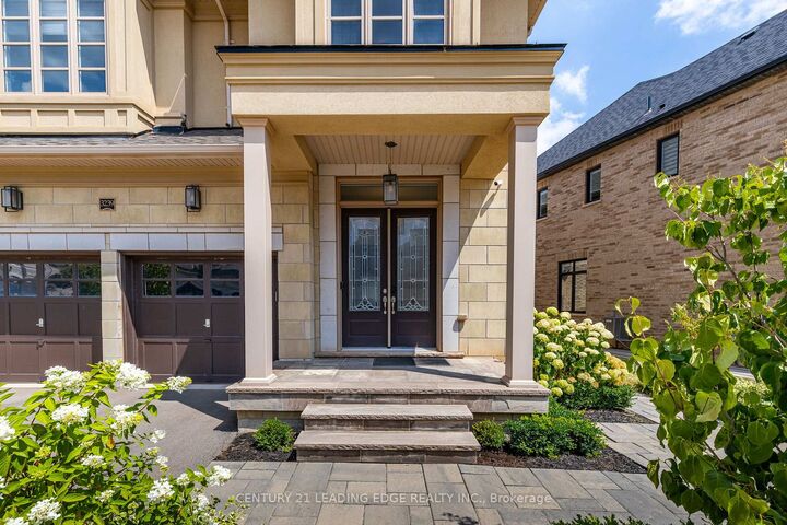 Photo de la propriété:  3239 Millicent Avenue  ON L6H 0V8 