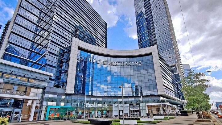 Photo de la propriété:  2 Anndale Drive 2511  ON M2N 0G5 