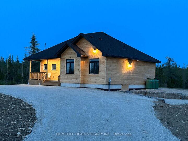 Property Photo: 629 Lindsay Road 30 ON N0H 1Z0