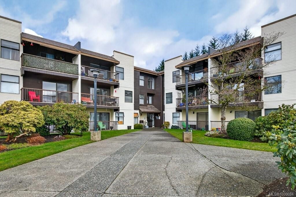 Property Photo: 585 Dogwood St S #312 BC V9W 6T6
