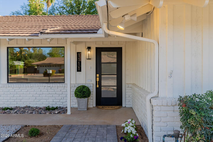 Property Photo:  1111 W Townley Avenue  AZ 85021 