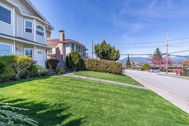 Property Photo: 5433 Elsom Avenue BC V5H 2Z7