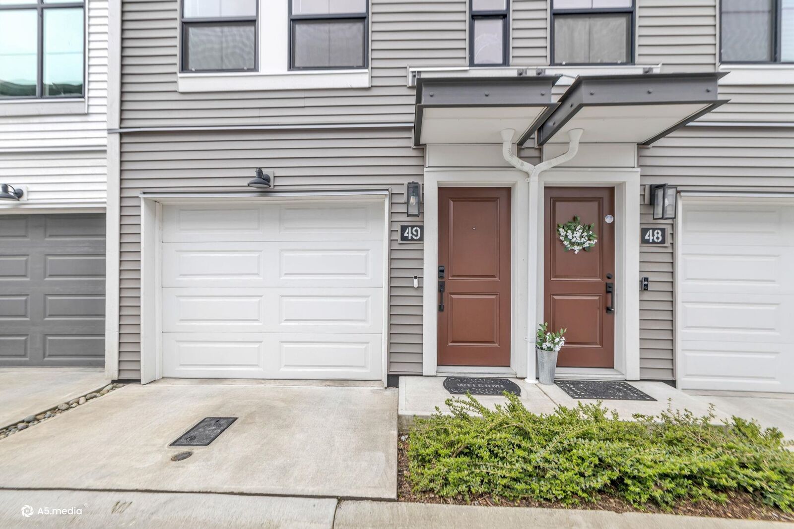 Property Photo: 2774 Motrose Avenue 49 BC V2S 0N9