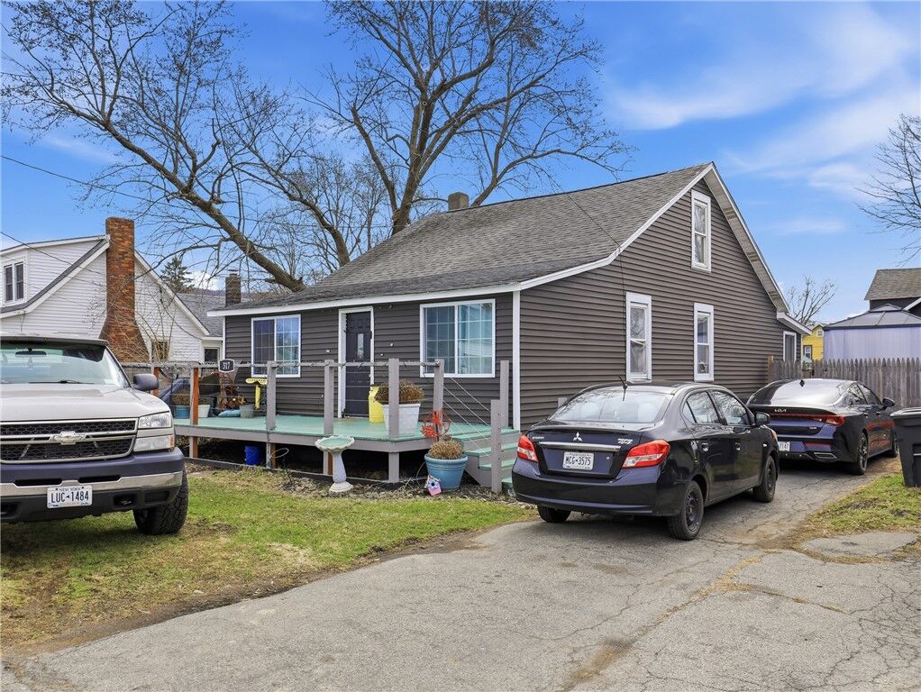 Property Photo:  317 McConnell Avenue  NY 14903 